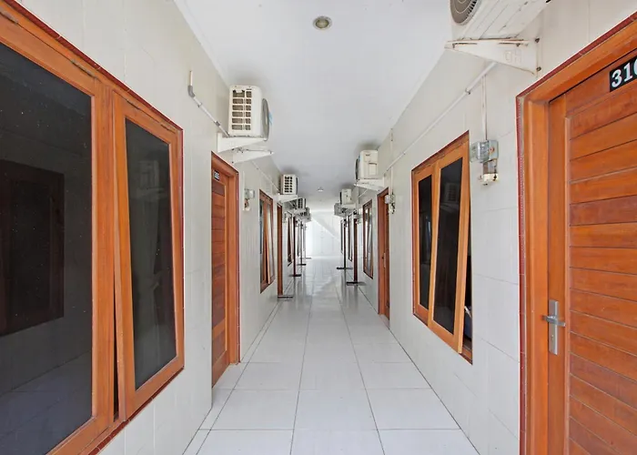 Oyo 2463 Bali Balangan 2* Джимбаран