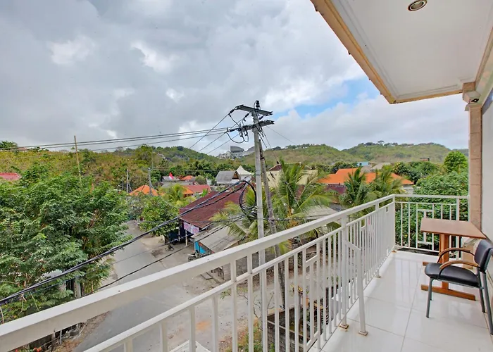 Oyo 2463 Bali Balangan Отель Джимбаран